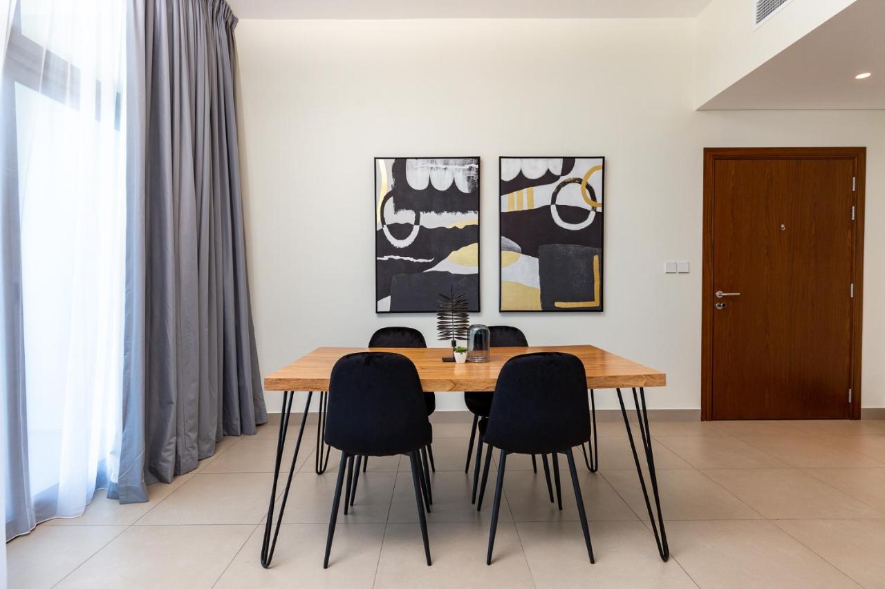 Apartment Amazing Deal! Stunning 3br With Huge Terrace - Jvt *