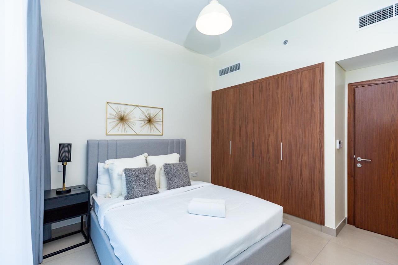 Amazing Deal! Stunning 3br With Huge Terrace - Jvt Apartment *