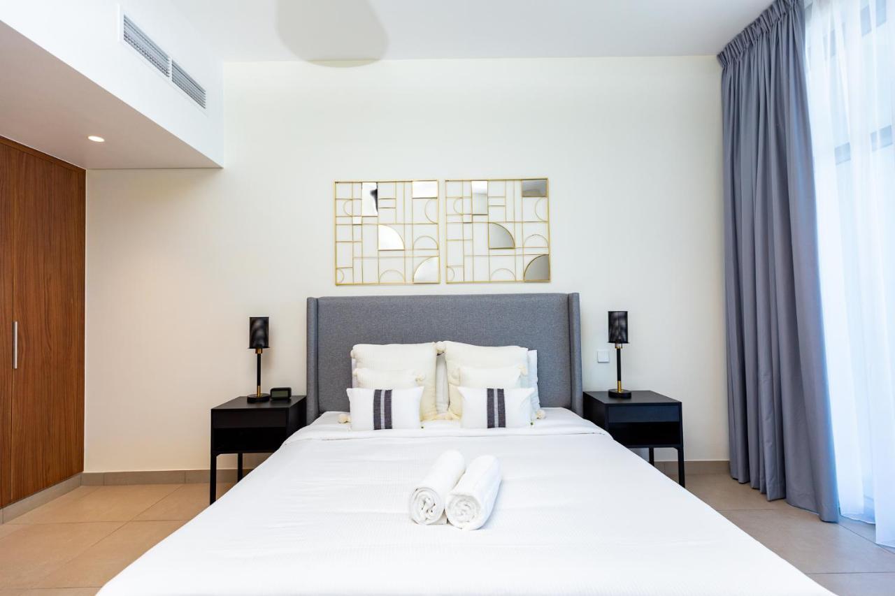 Amazing Deal! Stunning 3br With Huge Terrace - Jvt Дубай