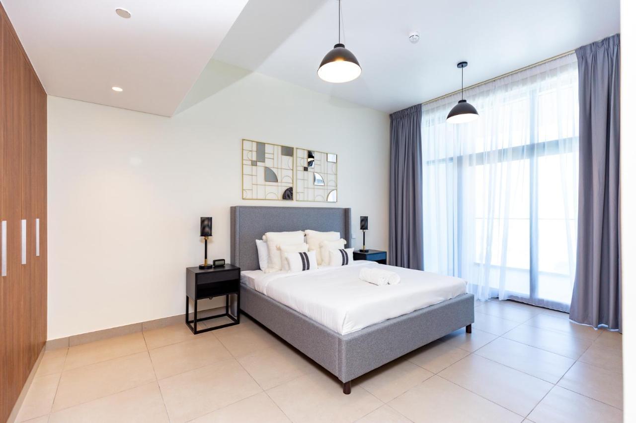 Amazing Deal! Stunning 3br With Huge Terrace - Jvt * Дубай