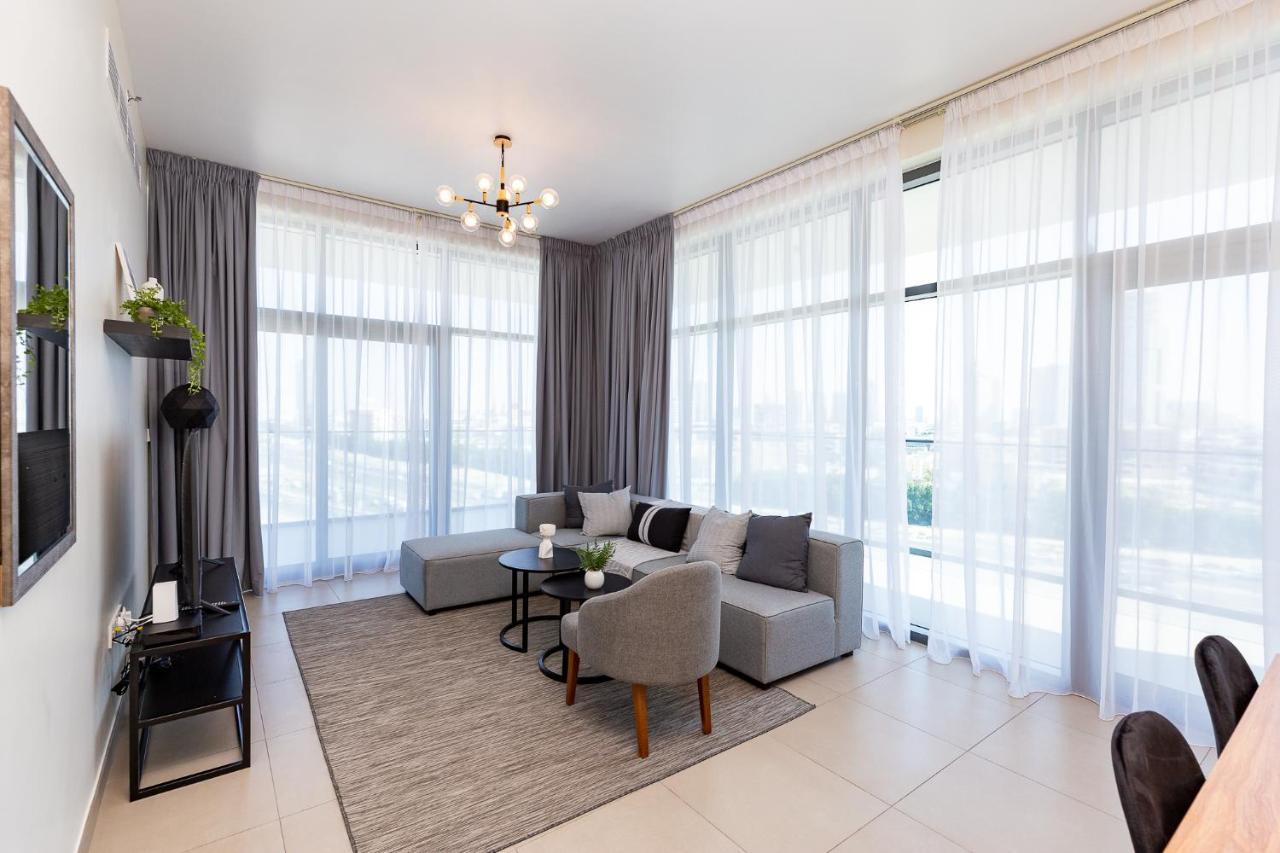 Апартаменты Amazing Deal! Stunning 3br With Huge Terrace - Jvt Дубай
